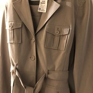 Women’s pant suit size 14